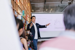 Short Public Speaking Course in Singapore